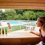 אתר קמפינג 3 Etoiles - Piscine Chauffee - Perigord