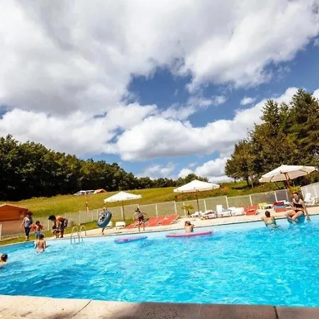3 Etoiles - Piscine Chauffee - Perigord 3* Pommier