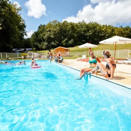 Kemp 3 Etoiles - Piscine Chauffee - Perigord 3*
