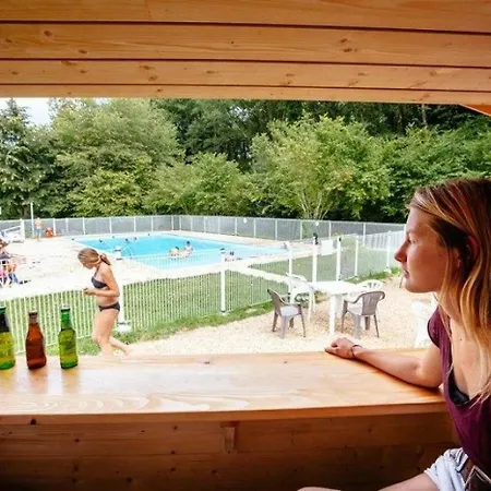 Kemp 3 Etoiles - Piscine Chauffee - Perigord
