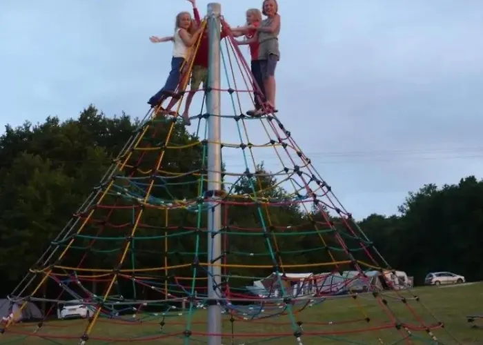 Camping 3 étoiles - Parc aquatique - ccbbaia Campeggio Saint-Sulpice-de-Mareuil